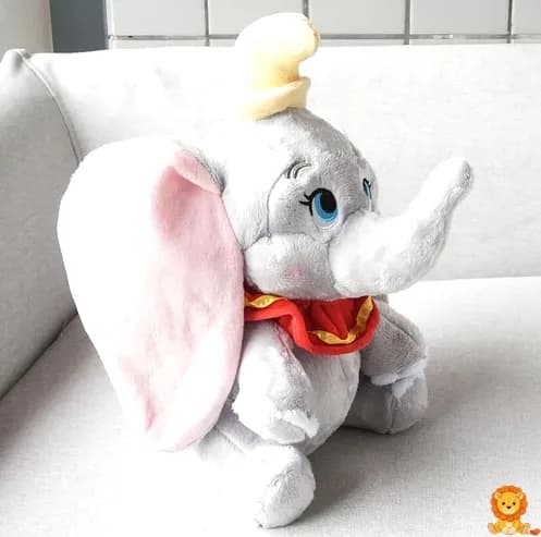 ตุ๊กตาช้างดัมโบ้ตัวใหญ่สีเทาน่ารัก มีหูขนาดใหญ่ ดวงตากลมโต และงวงยาว ทำจากผ้ากำมะหยี่เนื้อนุ่มพิเศษ เหมาะสำหรับเป็นของขวัญสำหรับเด็กและผู้ใหญ่ - View 2