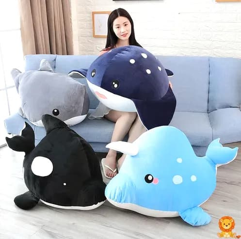 Zwarte walvis knuffel, super zacht en knuffelbaar, verkrijgbaar in verschillende maten (35cm, 50cm, 70cm), perfect voor kinderen en volwassenen die van walvissen houden. - View 5