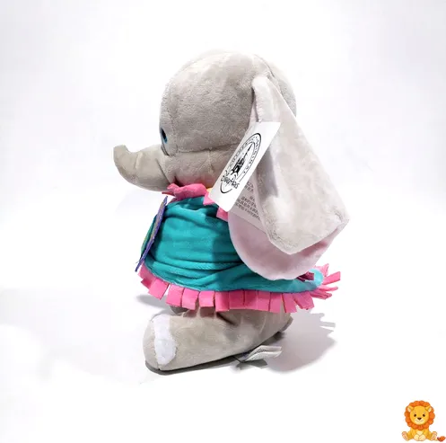 דמבו קטיפה רך וחמוד בשמיכה כחולה, אוזניים גדולות וחיוך מקסים, מושלם לחיבוק ולשינה. - View 4