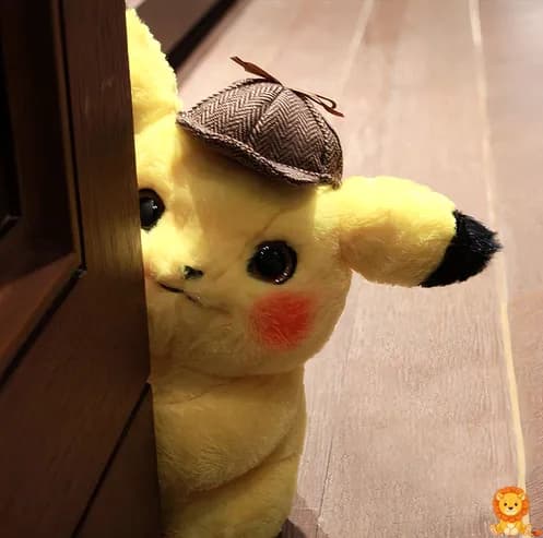 名探偵ピカチュウ ぬいぐるみ。帽子と探偵風の顔立ちが特徴。高品質な素材で作られており、コレクションやプレゼントに最適。 - View 6