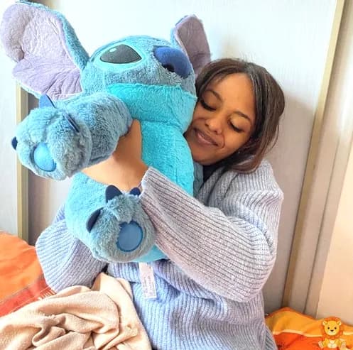 Mäkký plyšový Stitch, rozkošná plyšová hračka s veľkými očami a hebkým materiálom, ideálny na maznanie pre deti aj dospelých. - View 3